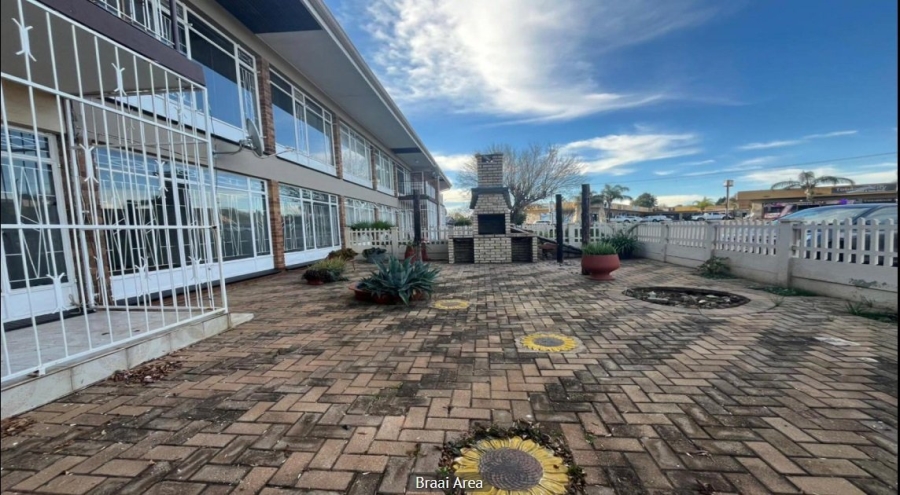 2 Bedroom Property for Sale in Flamwood North West